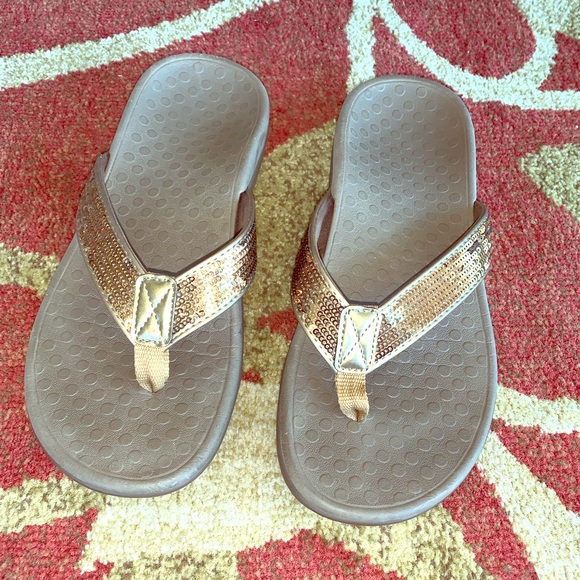 vionic sequin flip flops